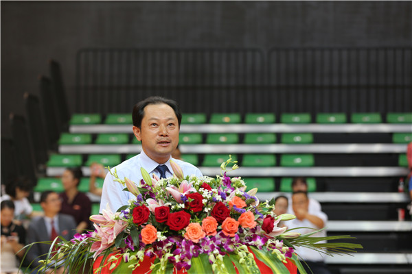 石培新讲授”大学第一课“